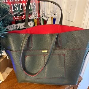 Tutilo New York Chic Green Tote Bag with Red Lining